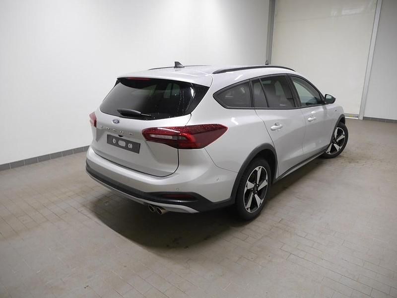 Gebraucht Ford Focus Active 116 PS (85 kW) 2025 Silber Kombi
