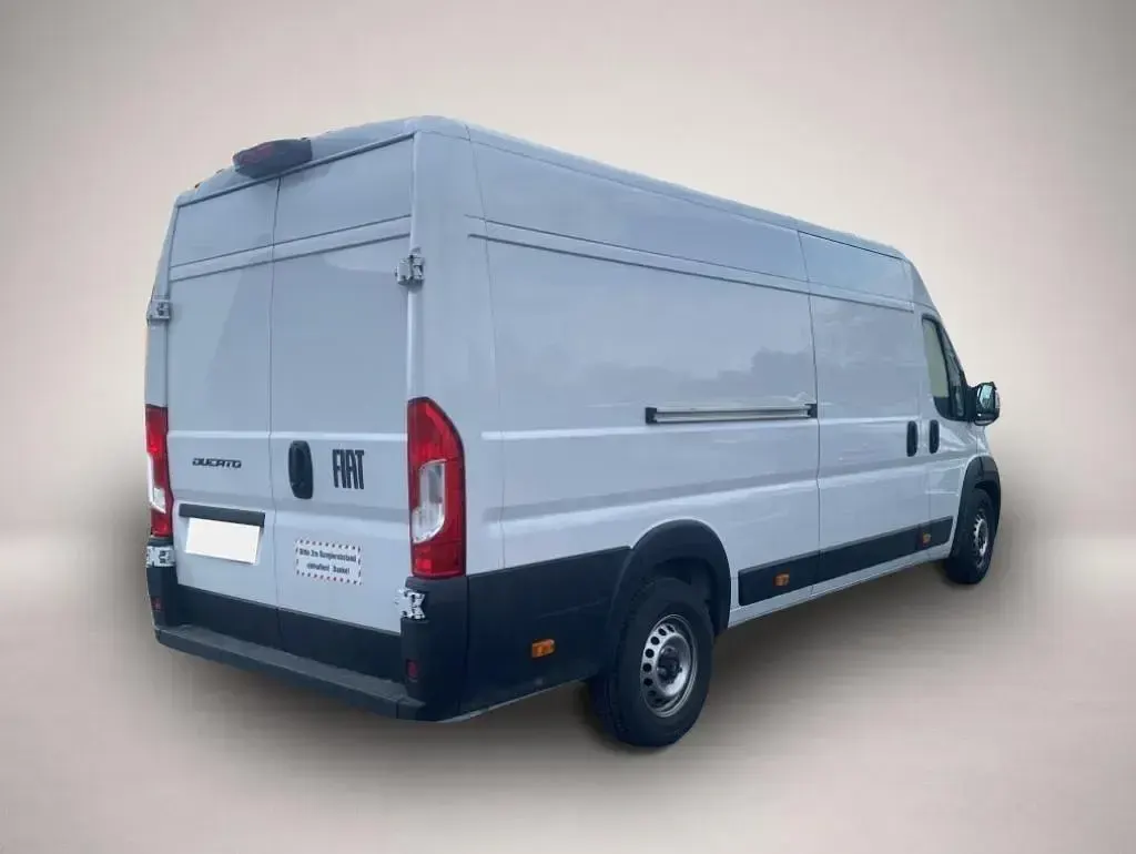 Gebraucht Fiat Ducato 179 PS (131 kW) 2024 Manufacturer Van