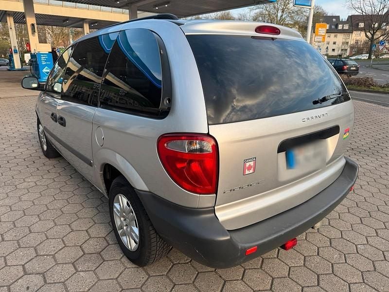 Gebraucht Dodge Grand Caravan 174 PS (127 kW) 2007 Silber Van / Kleinbus