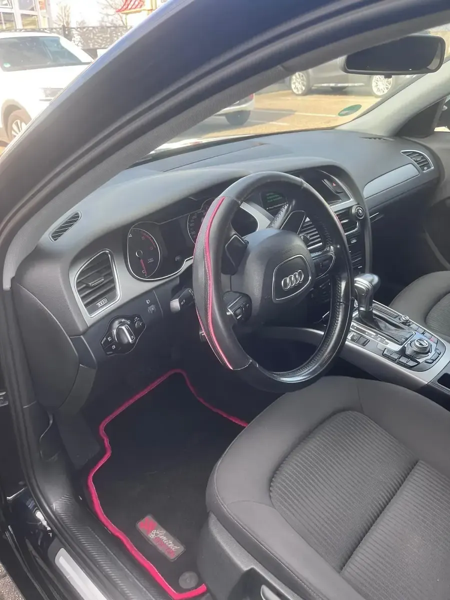 Gebraucht Audi A4 150 PS (110 kW) 2014 Schwarz Kombi