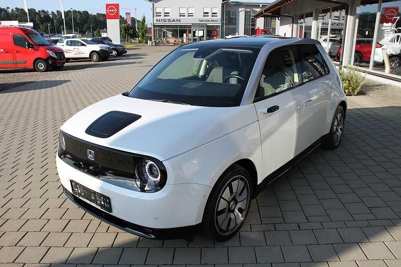 Platinum white pearl Gebraucht 2021 Honda e Advance Kleinwagen | 18.900 € (Fairer Preis) - Bild 1/4