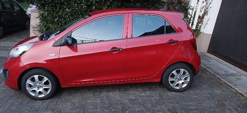 Gebraucht Kia Picanto 69 PS (50 kW) 2011 Rot Kleinwagen
