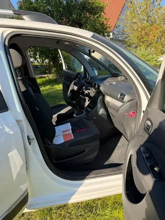 Gebraucht Citroën C3 Picasso SELECTION 110 PS (80 kW) 2016 Weiß Van / Kleinbus