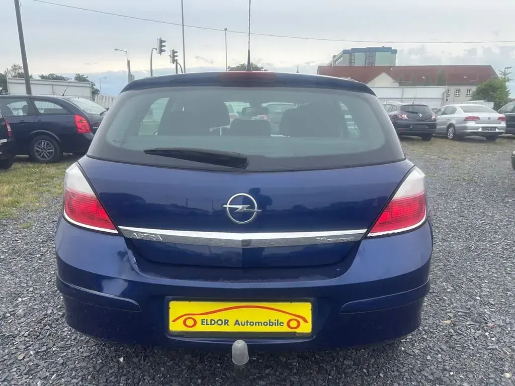 Gebraucht Opel Astra Sport 105 PS (77 kW) 2004 Blau Limousine