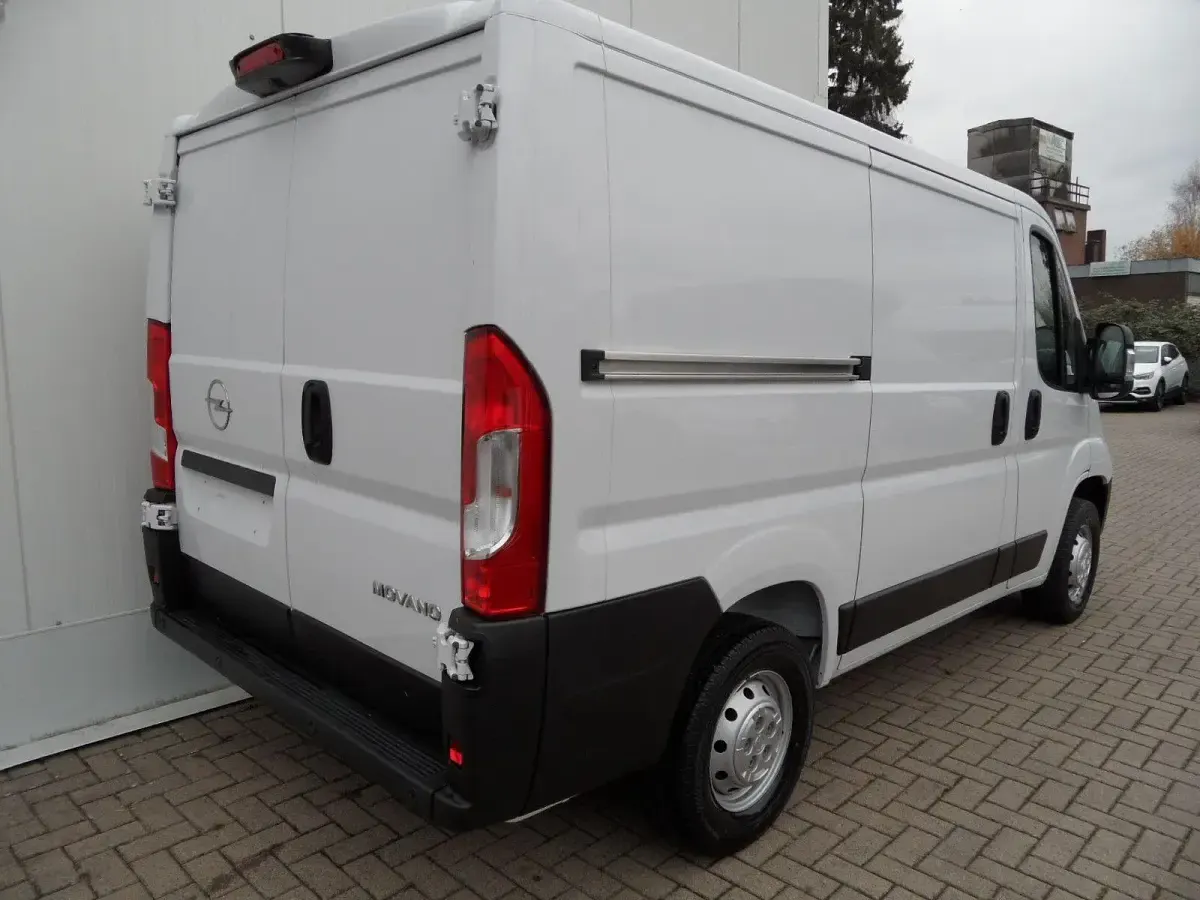 Gebraucht Opel Movano Edition 140 PS (102 kW) 2024 Weiß Van
