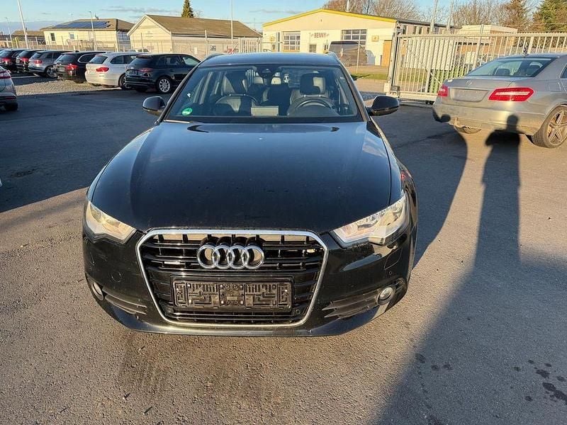 Schwarz Gebraucht 2011 Audi A6 Kombi | 6.900 € (Guter Preis) - Bild 1/4