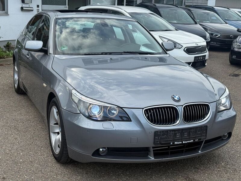 Grau Gebraucht 2006 BMW 523 Advantage Limousine | 4.999 € (Fairer Preis) - Bild 1/4