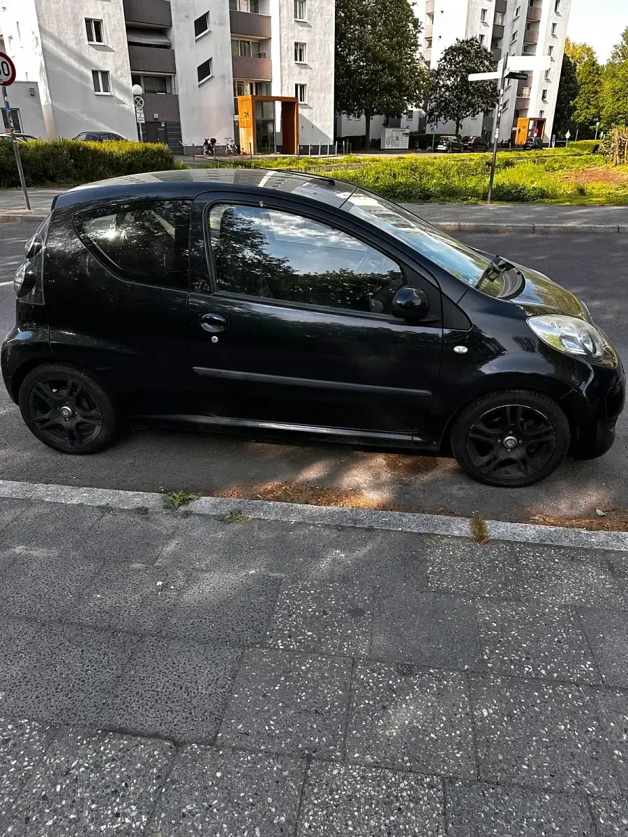 Gebraucht Citroën C1 68 PS (50 kW) 2009 Schwarz Kleinwagen