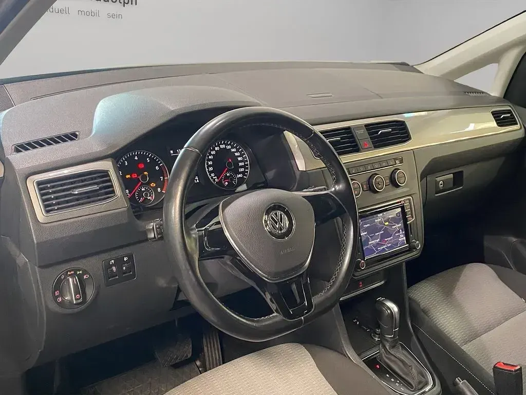Gebraucht VW Caddy Comfortline 125 PS (91 kW) 2017 Chestnut brown metallic Van / Kleinbus
