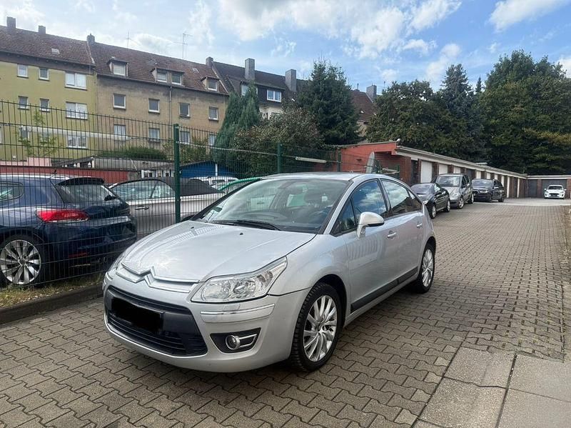 Grau Gebraucht 2009 Citroën C4 Exclusive Limousine | 4.500 € (Teuer) - Bild 1/4
