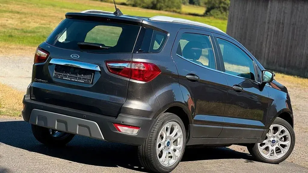 Gebraucht Ford Ecosport Titanium 125 PS (91 kW) 2021 Grau SUV