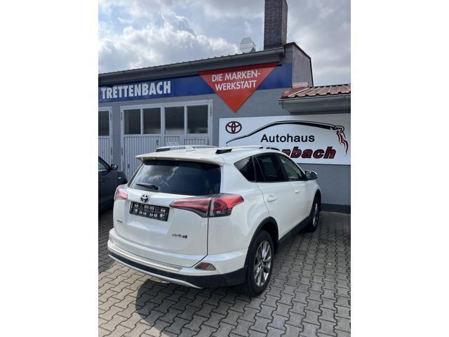 Gebraucht Toyota RAV4 Edition 143 PS (105 kW) 2016 Schwarz SUV