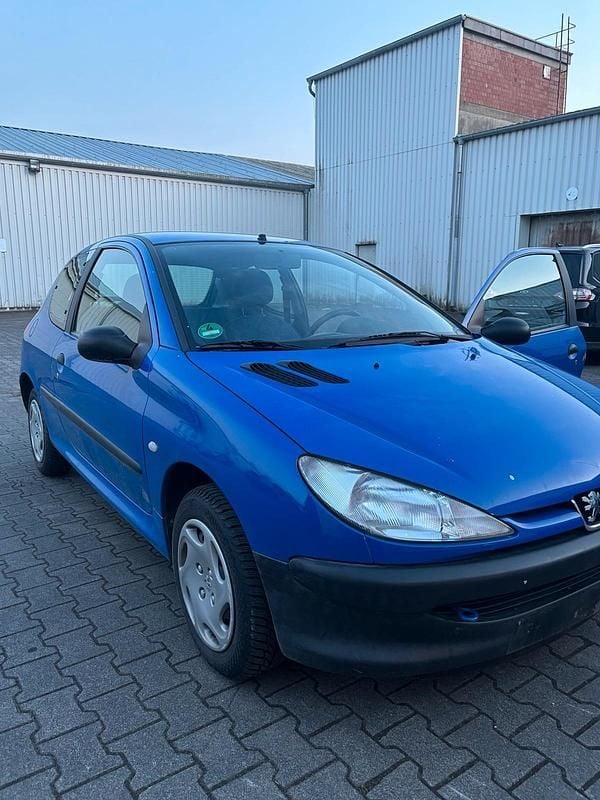 Gebraucht Peugeot 206 75 PS (55 kW) 2000 Blau Kleinwagen