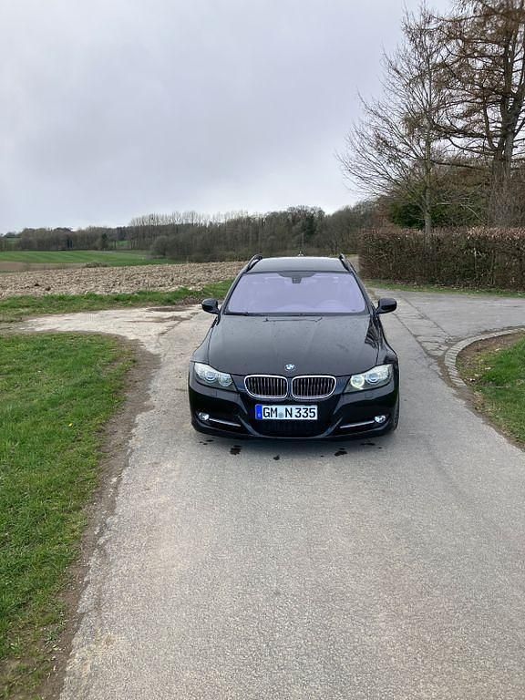 Gebraucht BMW 335 Performance 306 PS (225 kW) 2008 Schwarz Kombi