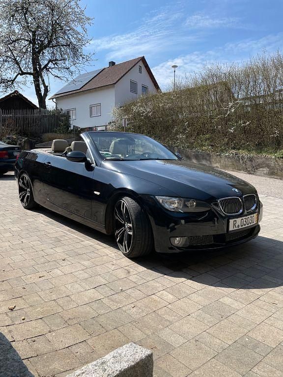 Gebraucht BMW 335 Cabriolet Performance 306 PS (225 kW) 2008 Schwarz Cabrio