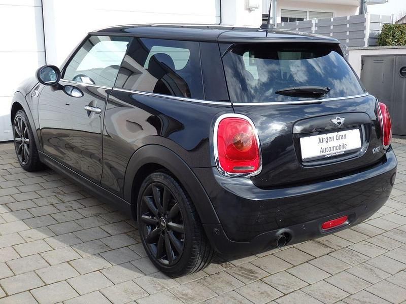 Gebraucht Mini ONE 102 PS (75 kW) 2017 Schwarz Kleinwagen