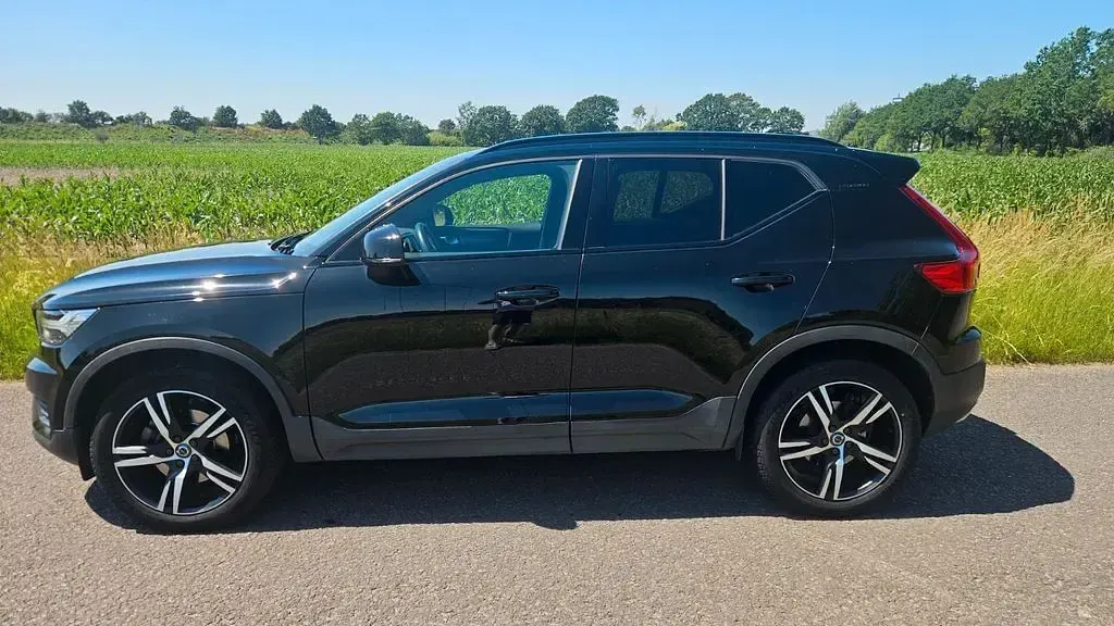 Gebraucht Volvo XC40 R-Design 190 PS (139 kW) 2019 Schwarz SUV