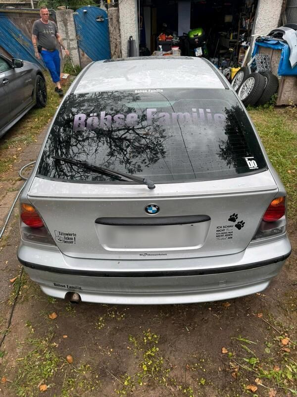 Grau Gebraucht 2001 BMW 316 Compact Kleinwagen | 1.600 € - Bild 1/4