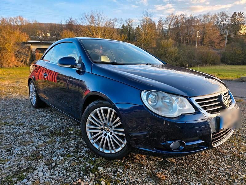 Gebraucht VW Eos 140 PS (102 kW) 2008 Blau Cabrio