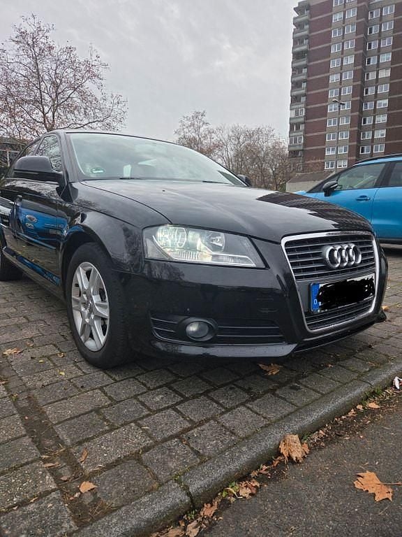 Gebraucht Audi A3 125 PS (91 kW) 2010 Schwarz Limousine