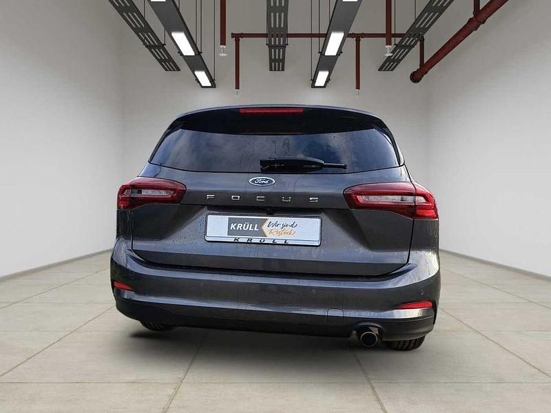 Gebraucht Ford Focus 125 PS (91 kW) 2025 Grau Limousine