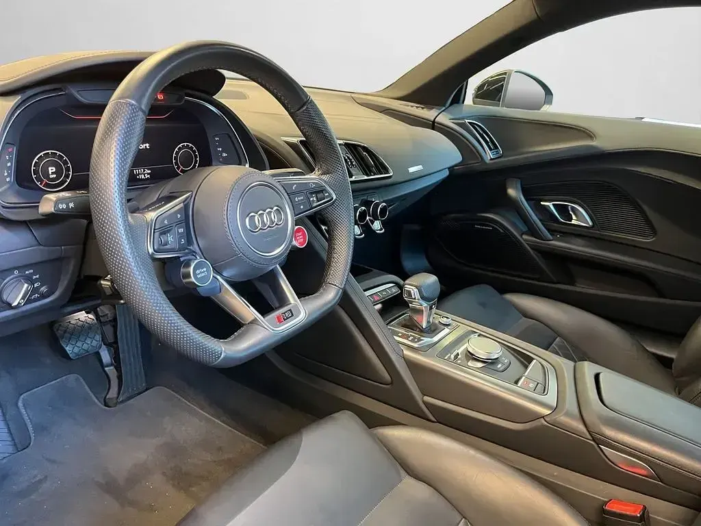 Gebraucht Audi R8 Coupé Performance 570 PS (419 kW) 2022 Mythosschwarz metallic Coupé