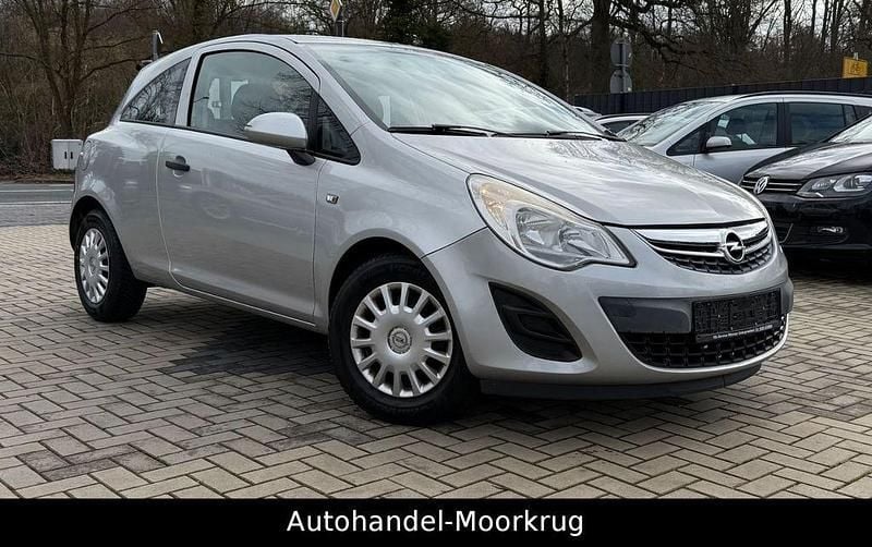 Gebraucht Opel Corsa Selection 86 PS (63 kW) 2011 Silber Kleinwagen