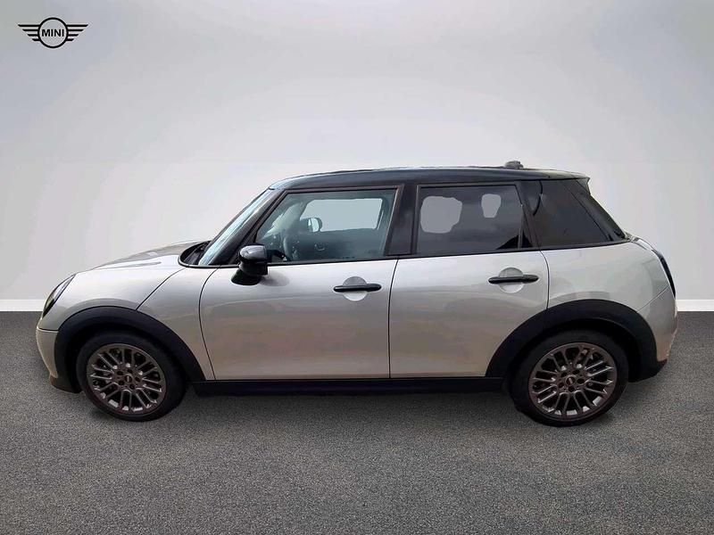 Gebraucht Mini Cooper Classic 156 PS (114 kW) 2024 Grau Kleinwagen
