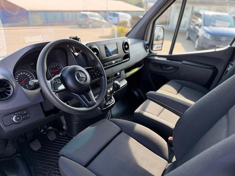Gebraucht Mercedes Sprinter 143 PS (105 kW) 2019 Silber Van