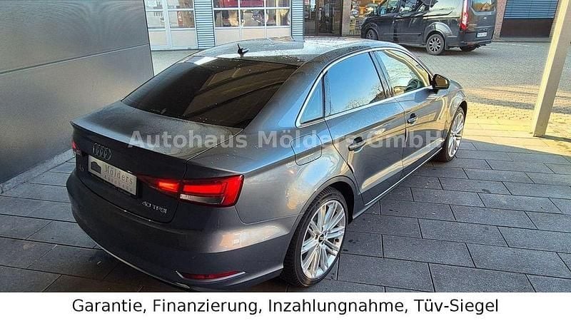 Gebraucht Audi A3 Comfort 190 PS (139 kW) 2018 Grau 0 metallic Limousine