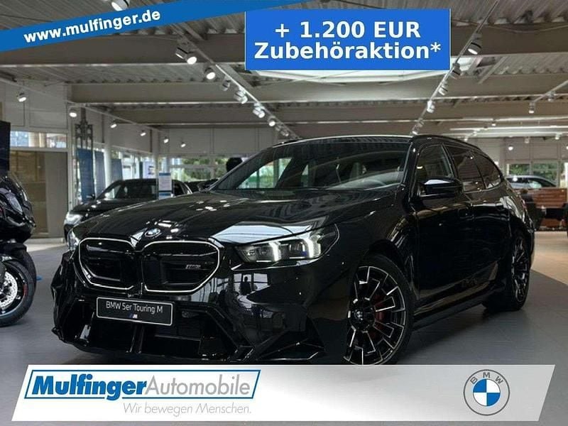 Blacksapphire metallic Neu 2025 BMW M5 Performance Kombi | 134.099 € (Superpreis) - Bild 1/4