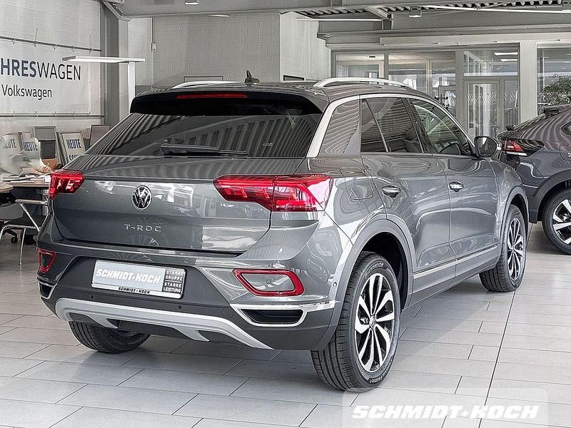 Gebraucht VW T-Roc Style 150 PS (110 kW) 2025 Grau SUV
