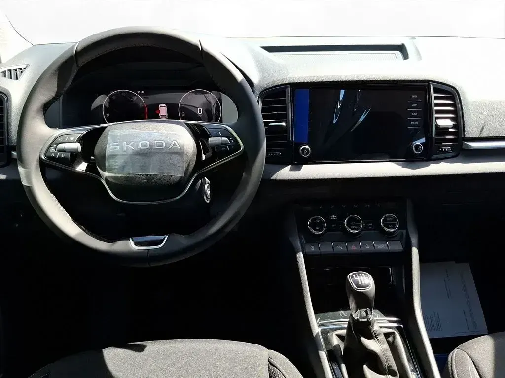 Neu Skoda Karoq 116 PS (85 kW) 2026 Blau SUV