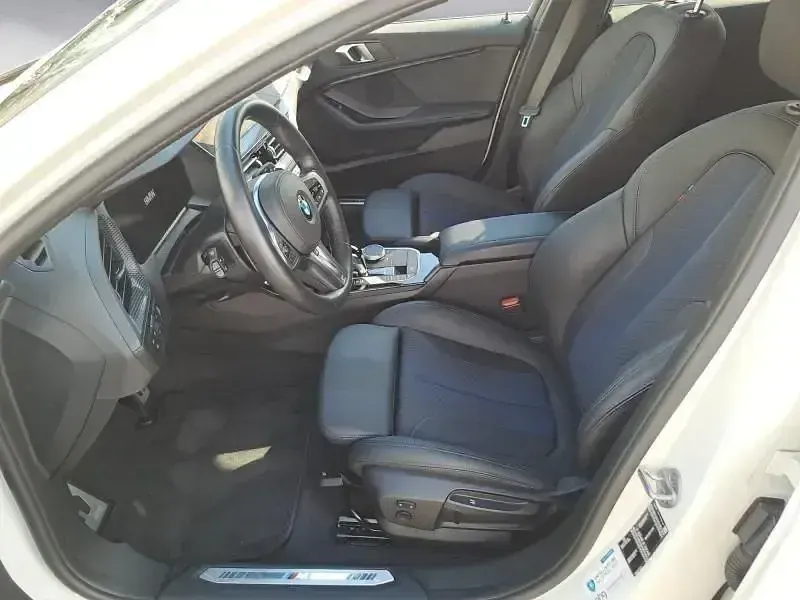 Gebraucht BMW 120 M Sport 178 PS (130 kW) 2023 Weiß Kleinwagen