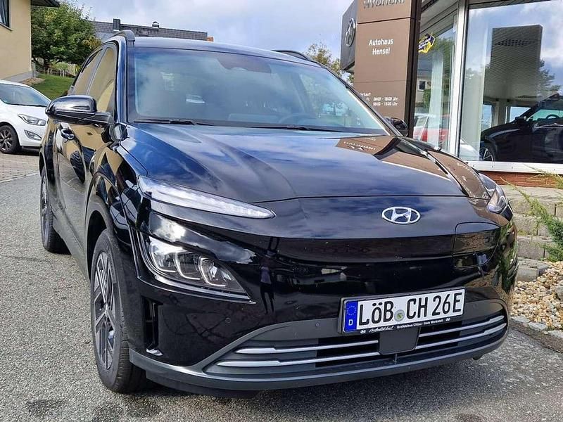 Gebraucht Hyundai Kona Advantage 100 kW (136 PS) 2023 Phantom black SUV