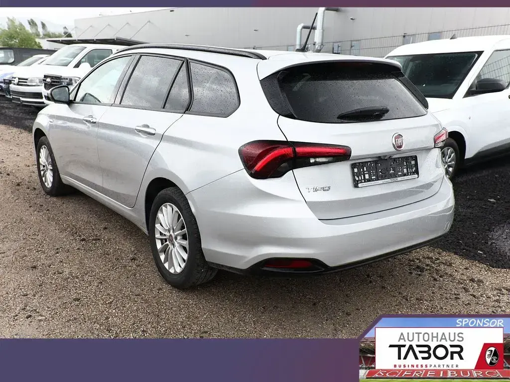 Gebraucht Fiat Tipo Life 101 PS (74 kW) 2022 Grau metallic Kombi