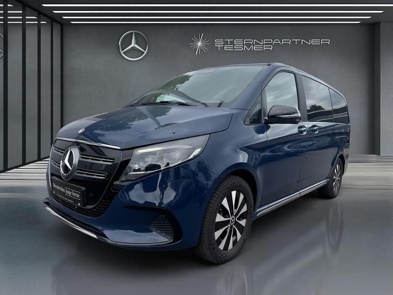 Blau Gebraucht 2024 Mercedes EQV300 Van / Kleinbus | 56.900 € - Bild 1/3