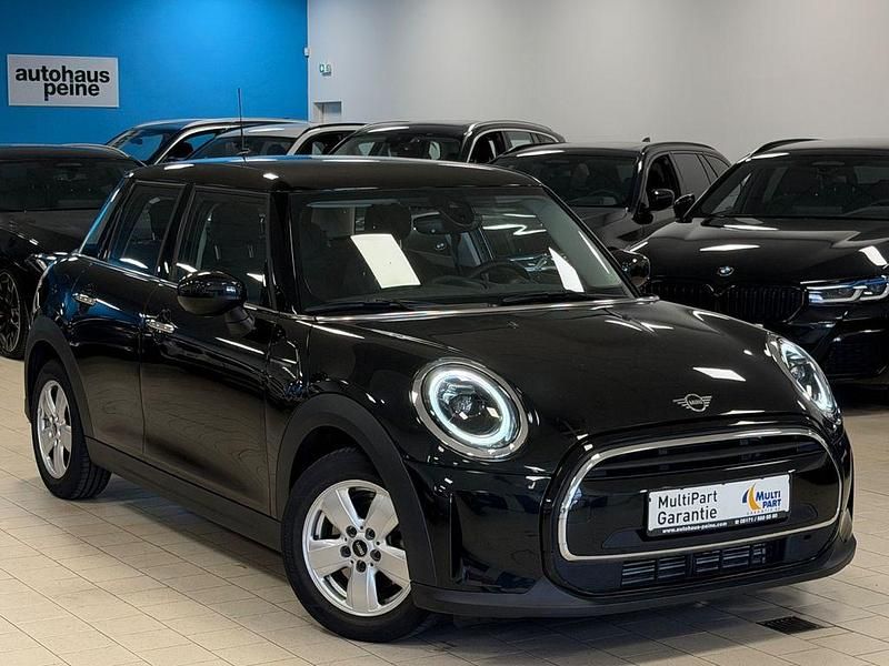 Gebraucht Mini Cooper 136 PS (100 kW) 2022 Schwarz Kleinwagen