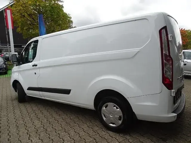 Gebraucht Ford Transit Custom Trend 105 PS (77 kW) 2022 Frostweiß Van