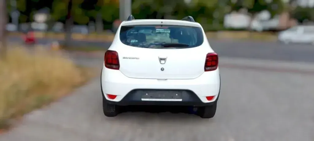 Gebraucht Dacia Sandero Essentiel 73 PS (53 kW) 2019 Weiß Limousine