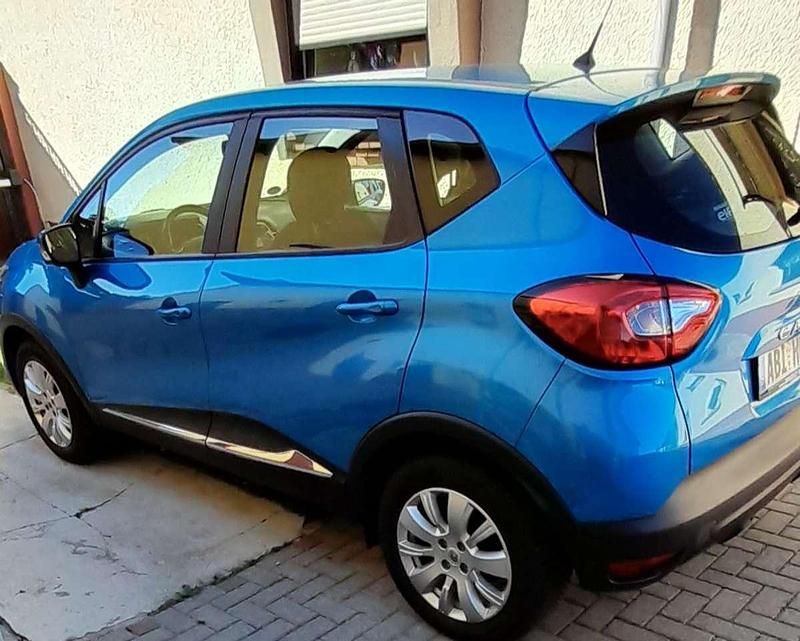Gebraucht Renault Captur 90 PS (66 kW) 2014 Blau SUV