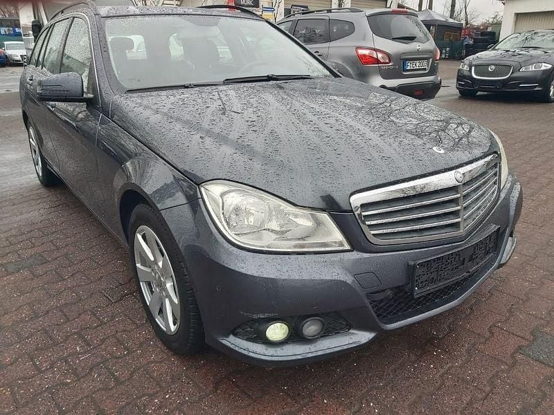 Gebraucht Mercedes C220 Elegance 170 PS (125 kW) 2012 Kombi