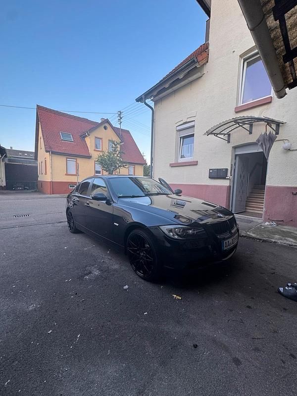 Gebraucht 2006 BMW 320 Limousine | 4.500 € (Fairer Preis) - Bild 1/4