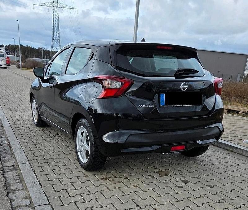 Gebraucht Nissan Micra Acenta 92 PS (67 kW) 2022 Schwarz Kleinwagen