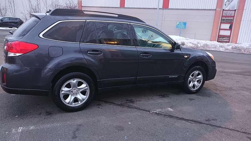 Gebraucht Subaru Outback 165 PS (121 kW) 2012 Kombi