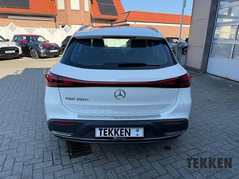 Gebraucht Mercedes EQA250+ 139 kW (190 PS) 2024 Weiss SUV