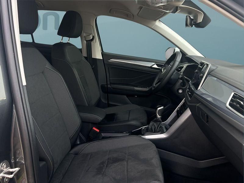 Gebraucht VW T-Roc 116 PS (85 kW) 2025 Grau SUV