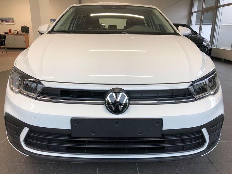 Neu VW Polo 80 PS (58 kW) 2025 Weiß Limousine