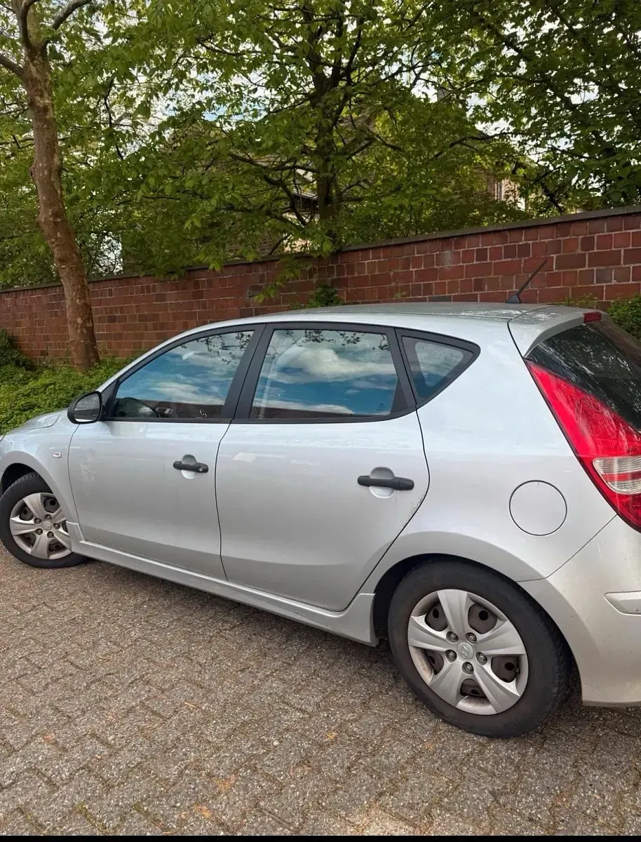 Gebraucht Hyundai i30 116 PS (85 kW) 2011 Kleinwagen