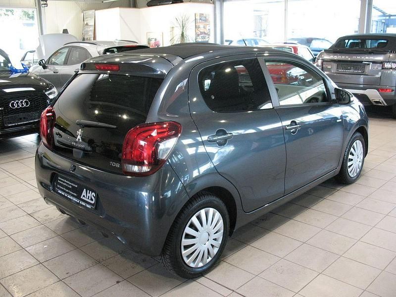 Gebraucht Peugeot 108 Style 72 PS (52 kW) 2018 Grau Limousine
